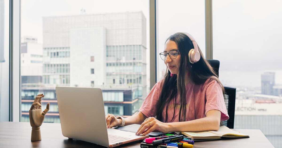 Header photo: Gemini 3 Pro — AI